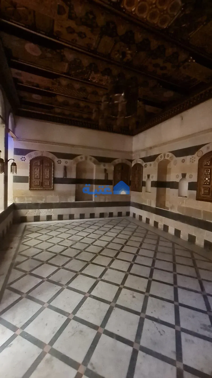 بيت 16 غرف 965 متر مربع للبيع