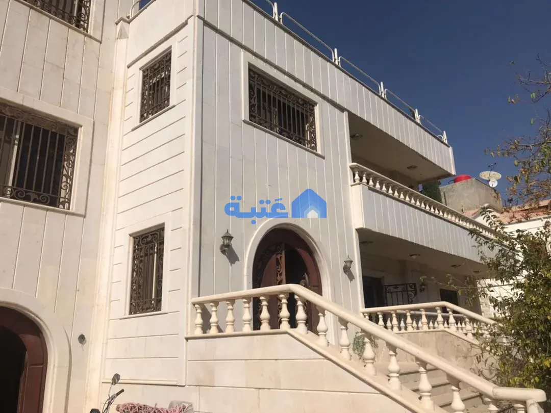 فيلا 5 غرف 650 متر مربع للبيع
