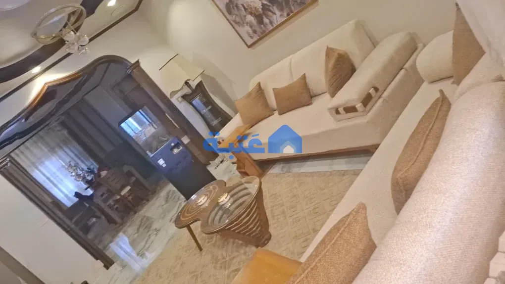 شقة 4 غرف 120 متر مربع للإيجار